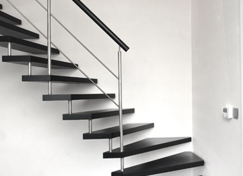 Stairs with stainless steel bolts 7